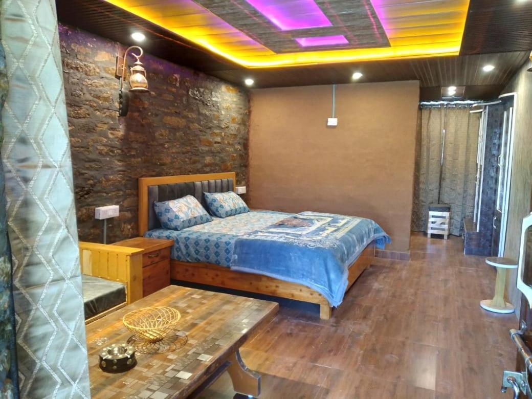 Nature Villaas Basa Homestay Pauri Exterior foto