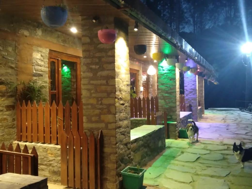 Nature Villaas Basa Homestay Pauri Exterior foto