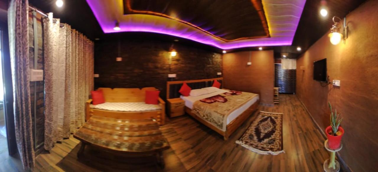 Nature Villaas Basa Homestay Pauri Exterior foto