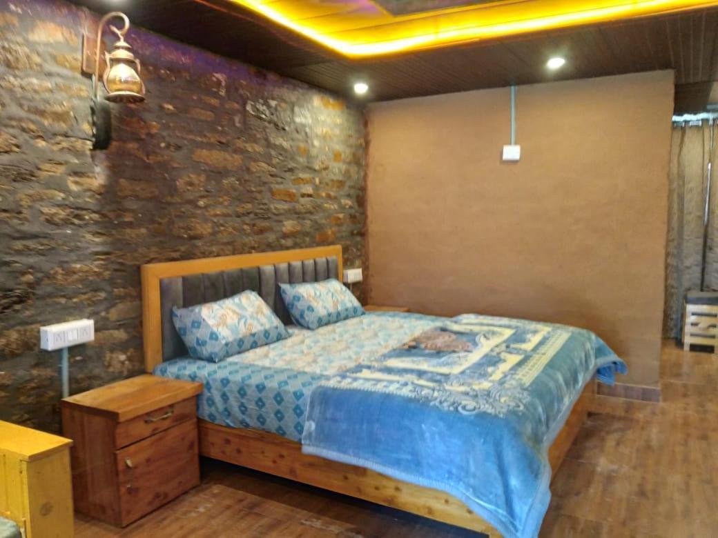 Nature Villaas Basa Homestay Pauri Exterior foto