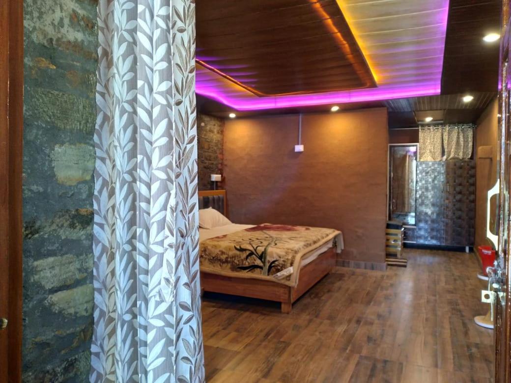 Nature Villaas Basa Homestay Pauri Exterior foto