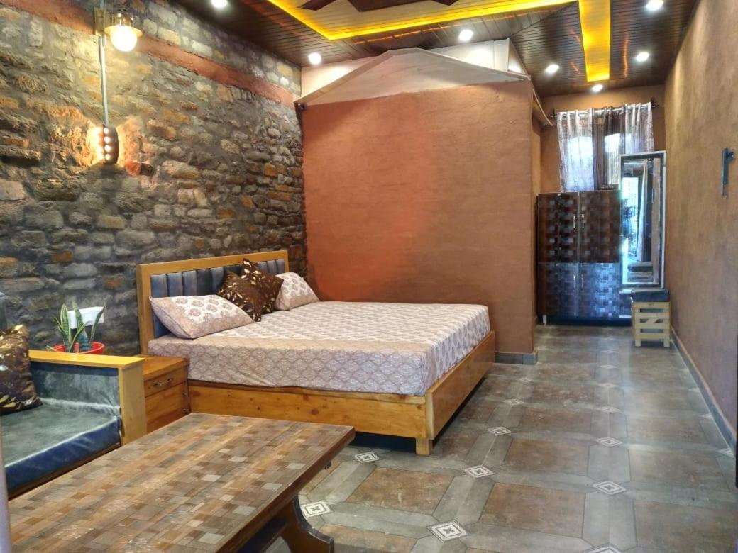 Nature Villaas Basa Homestay Pauri Exterior foto