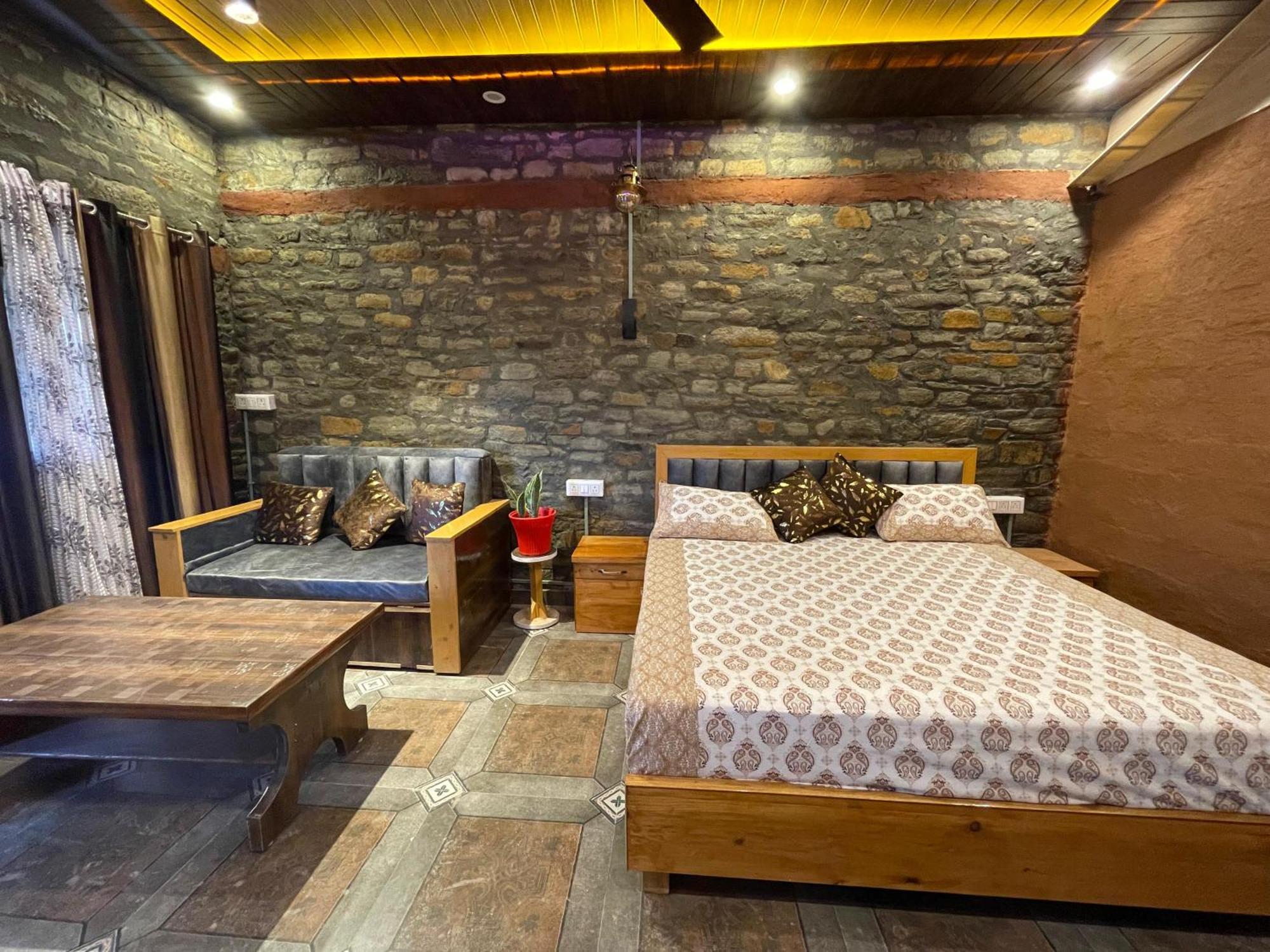 Nature Villaas Basa Homestay Pauri Exterior foto